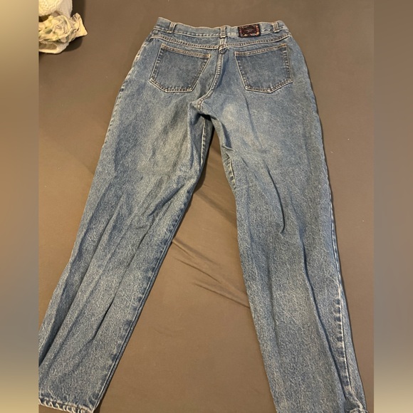 Koret Essentials High Waist Mom Jean Vintage 90s Straight Leg Medium Wash 32” - Picture 6 of 7